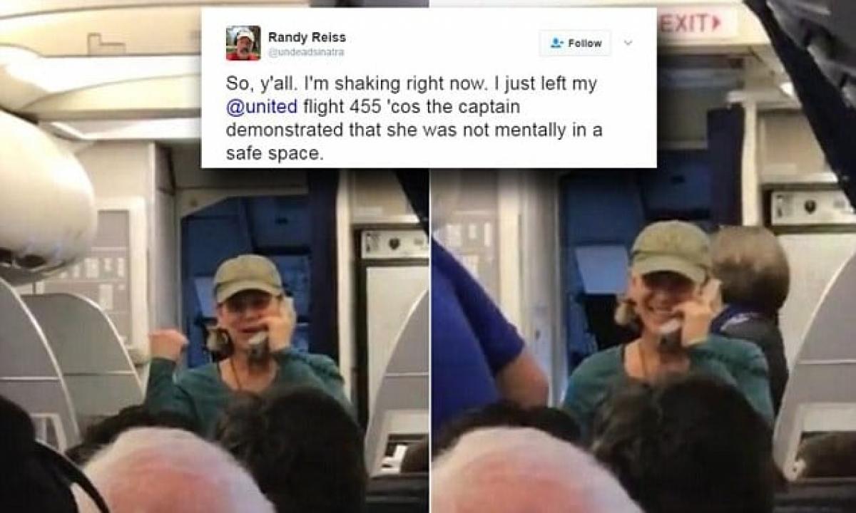 United Airlines pilot removed after ranting about Trump